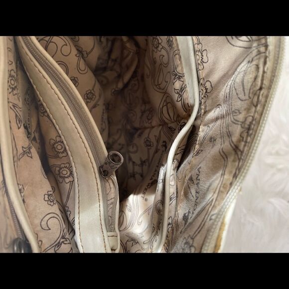 Montana West beige soft leather shoulder bag | Mercari Montana West beige soft leather shoulder bag with brown trim conchos acc…